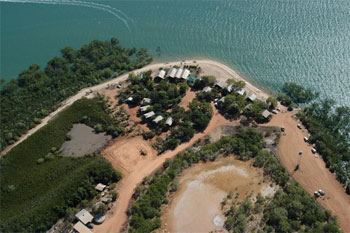 Crab Claw Island camping credit Mark Christie ariel photos