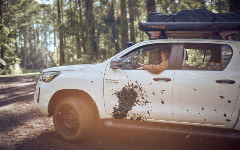 Hilux Safari 4wd camper from Darwin (seasonal) sleep 5 rental